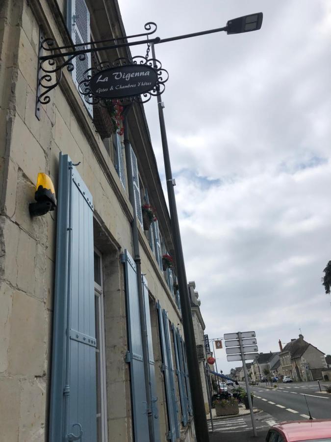 Suite En Chambre D'Hotes La Vigenna Les Ormes  Exteriör bild